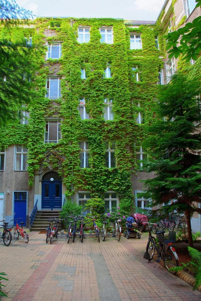 Hotel-Pension Cortina Berlim Exterior foto